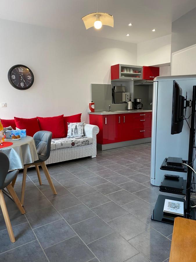 La Citadine Apartment Байо Екстериор снимка